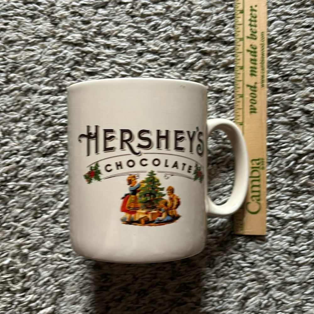 Hershey’s Oversized Mug